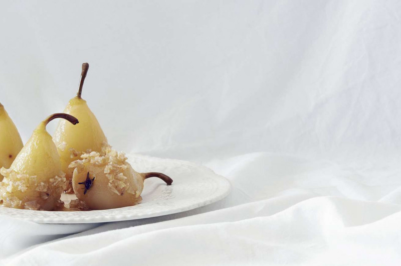 Poires pochées avec pralin aux marrons