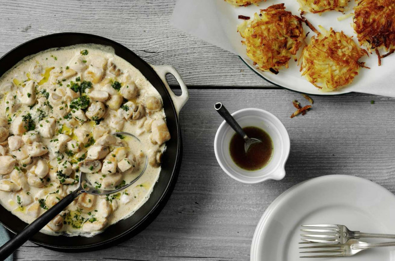 Emincé de poulet à la crème et aux herbes