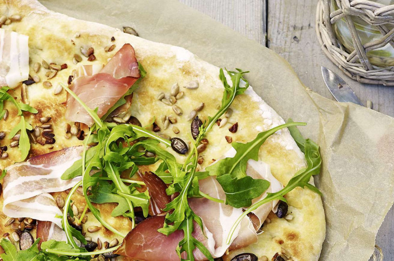 Focaccia à la viande fumée