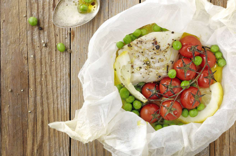 Cabillaud avec petits pois et tomates