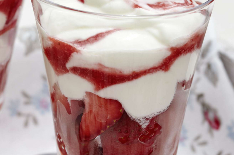 Crème marbrée aux fraises