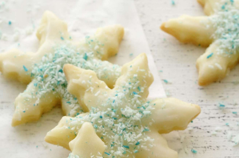 Étoiles au citron et à la noix de coco
