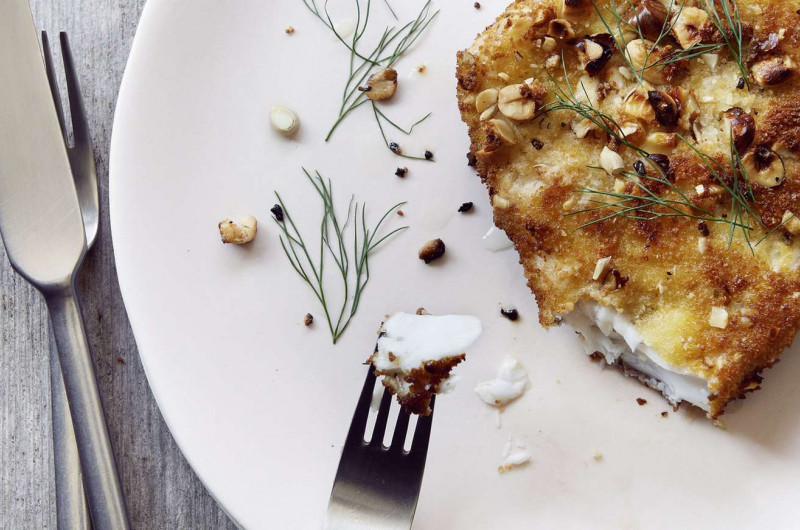 Filets de sandre en croûte de noix