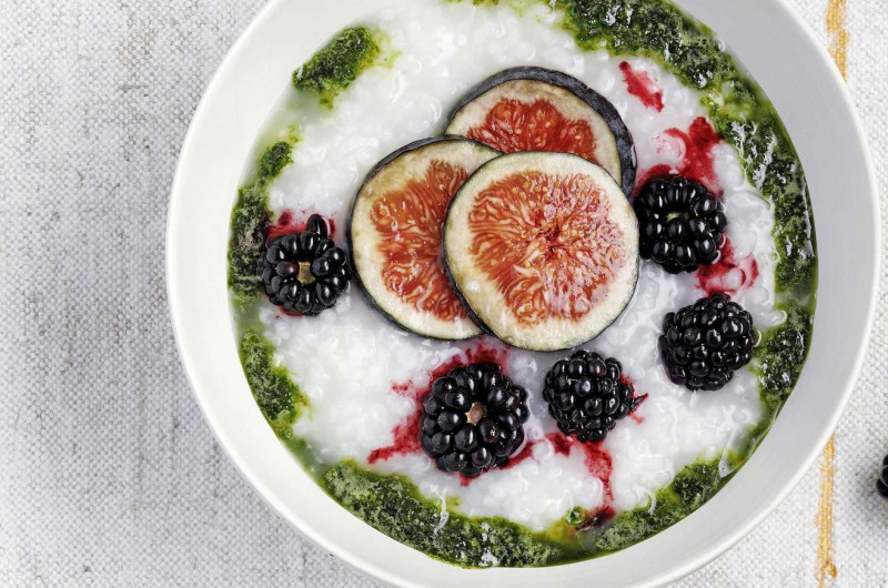 Congee aux mûres et aux figues