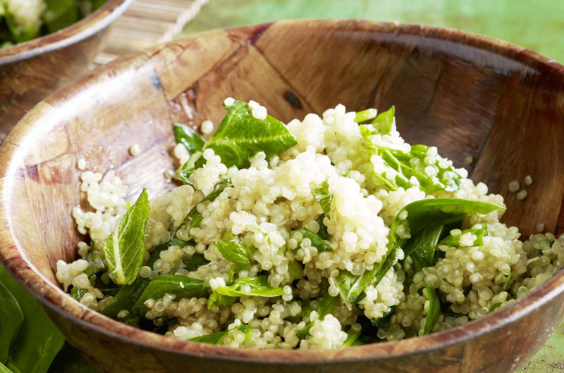 Salade de quinoa aux épinards