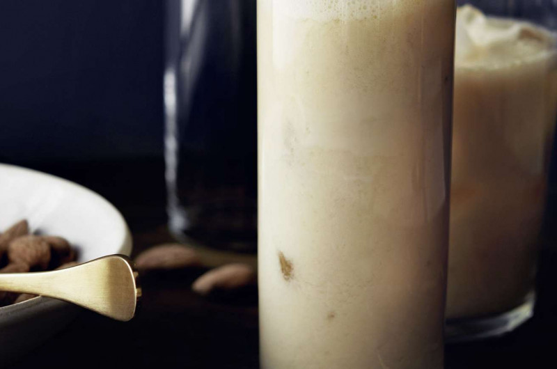 Cocktail aux fruits et aux amandes