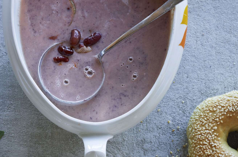 Velouté de haricots rouges avec crème acidulée