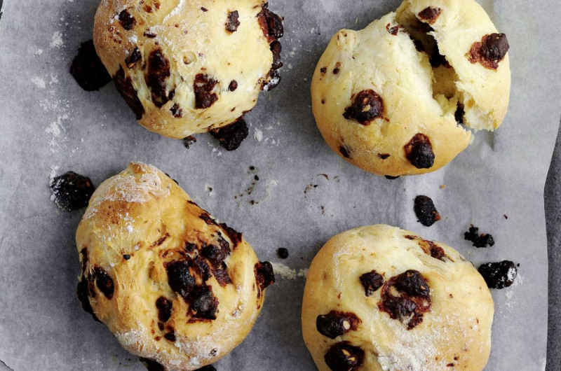 Petits pains au chocolat et aux amandes