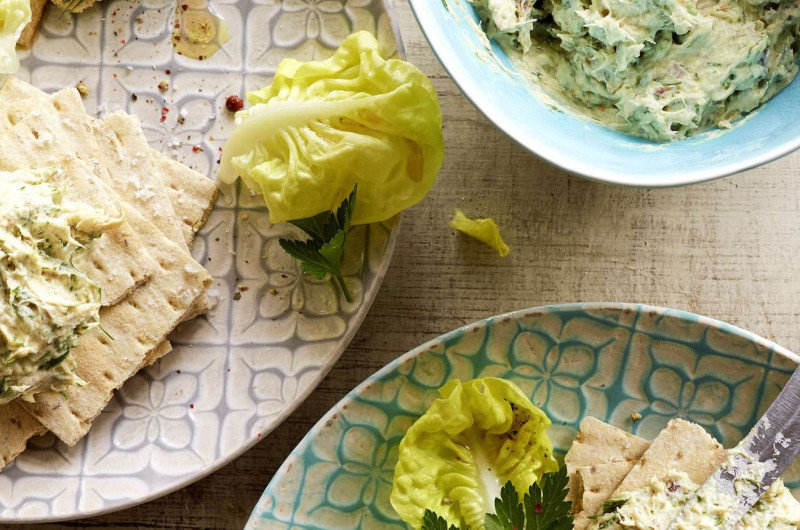 Crème de maquereau à l'orientale avec salade