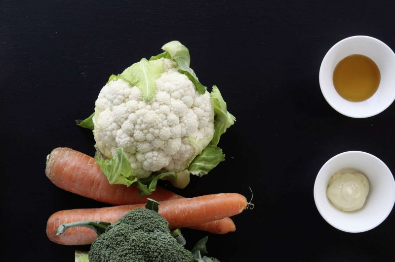 Salade de légumes sauce moutarde