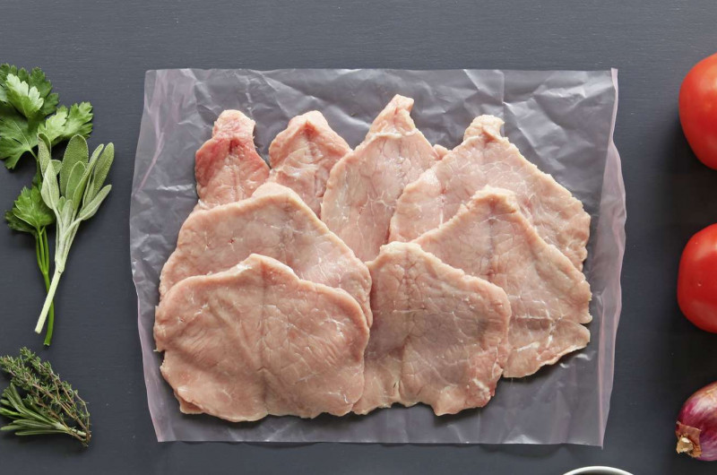 Paillard de veau et sauce tomate à la provençale