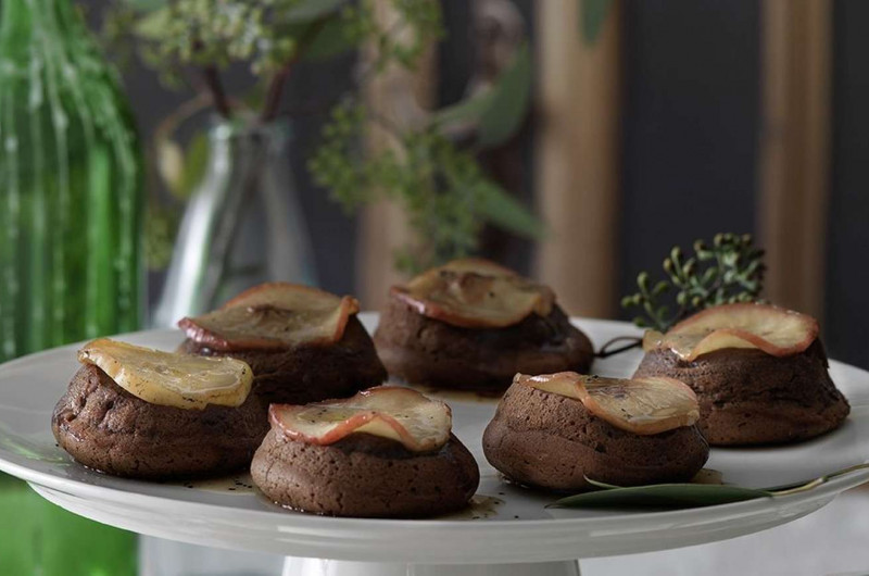 Petits gâteaux renversés à la pomme et au chocolat