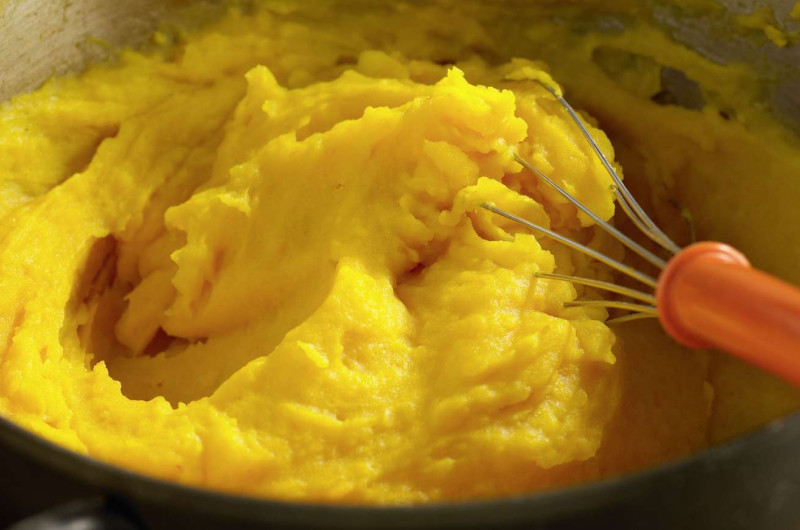 Purée de pommes de terre à la courge
