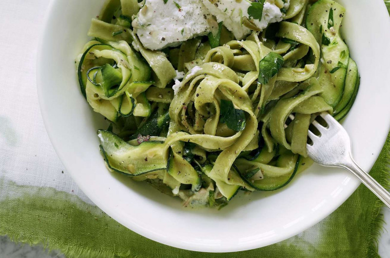 Pâtes aux lamelles de courgette