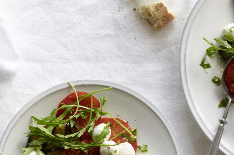 Mozzarelline sur légumes à la méditerranéenne
