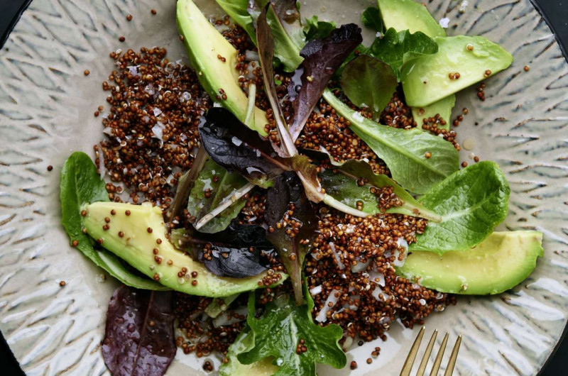 Salade de quinoa à l'avocat