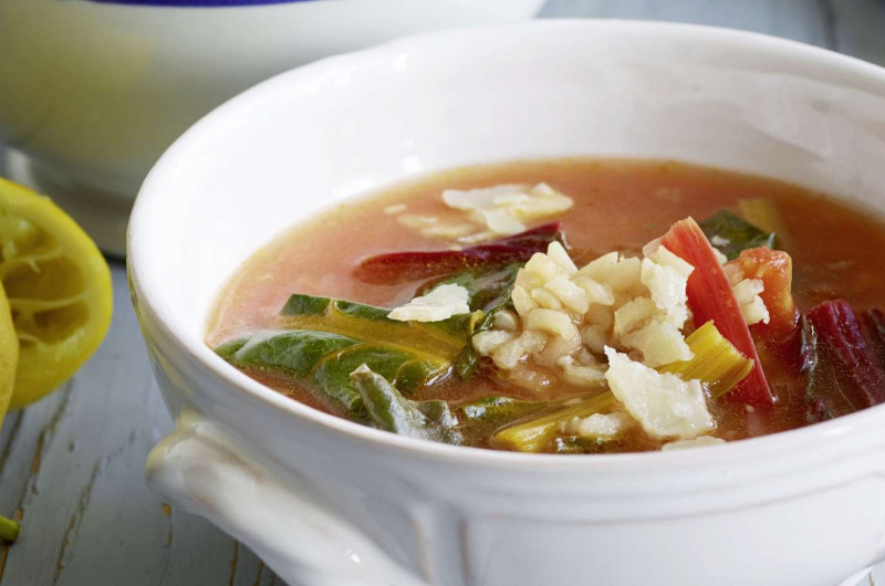 Minestrone aux côtes de bette et riz