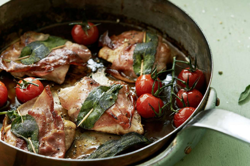 Saltimbocca et tomates en grappe