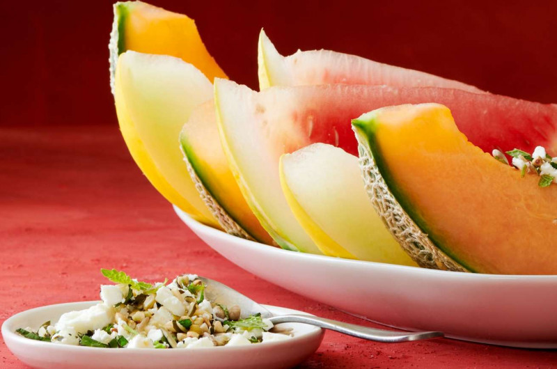 Melons avec émiettée de feta
