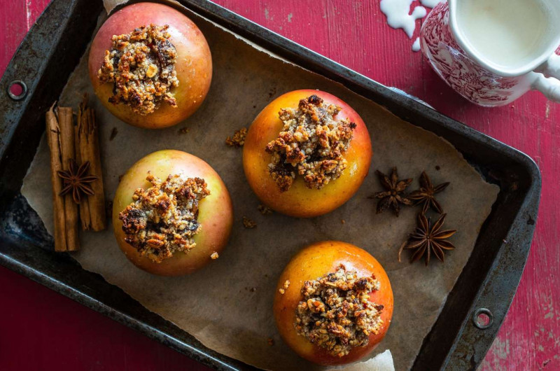 Pomme au four aux saveurs de pain d'épice