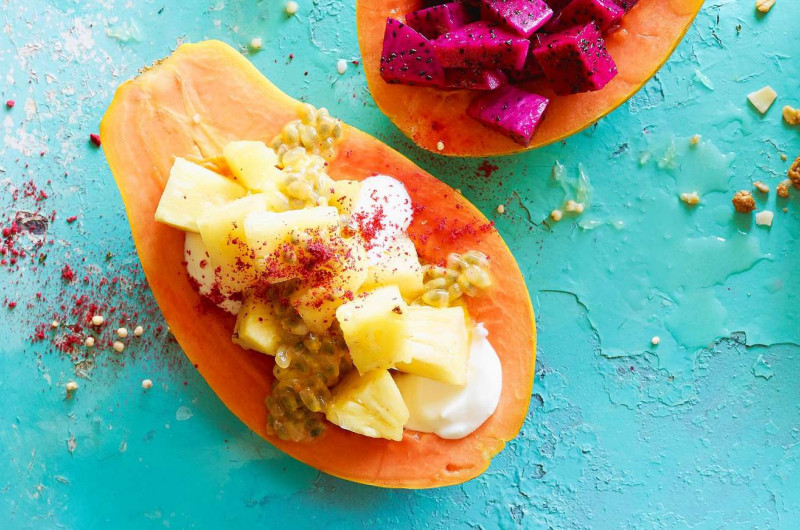 Papaye farcie avec ananas et fruit de la passion