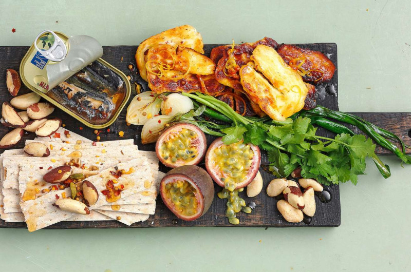 Plateau exotique avec halloumi rissolé