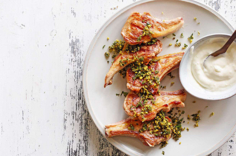 Agneau d'alpage avec crunch aux fines herbes