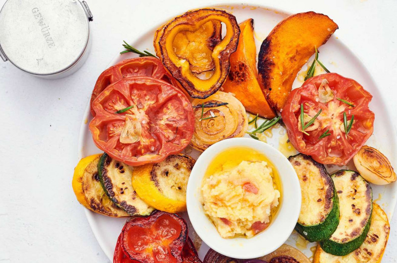 Farandole de légumes avec aïoli à la tomate