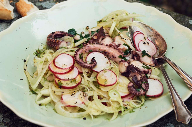 Salade de fenouil avec poulpe tiède