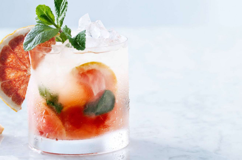 Virgin grapefruit mojito