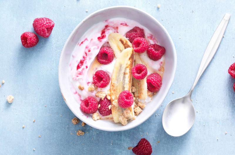 Bowl à la banane et aux framboises