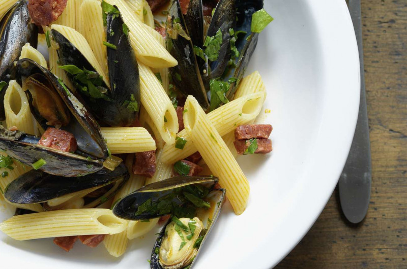 Penne aux moules et au chorizo