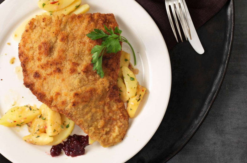 Escalope viennoise aux airelles