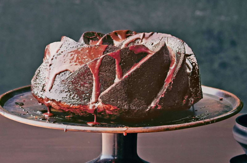 Kouglof au chocolat imbibé d'un sirop au rhum