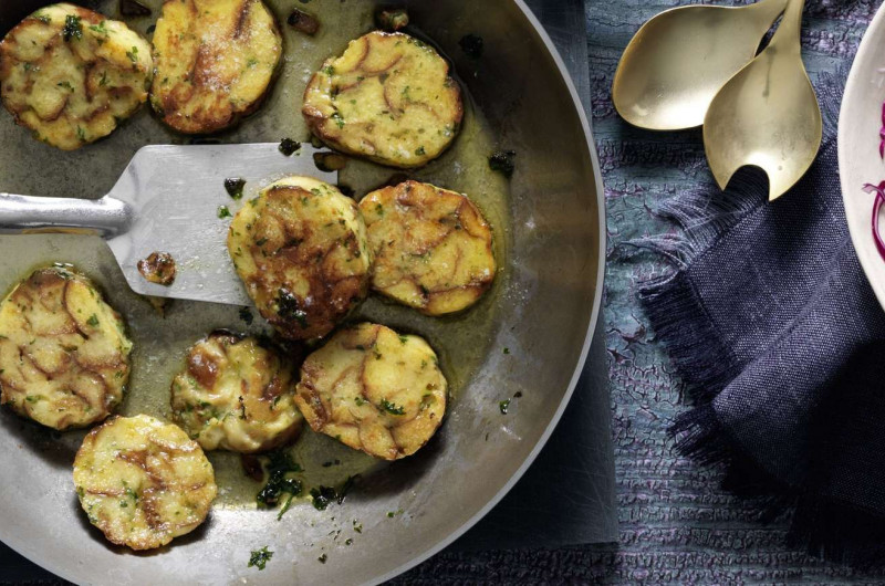Knödel au pain de Sils en serviette
