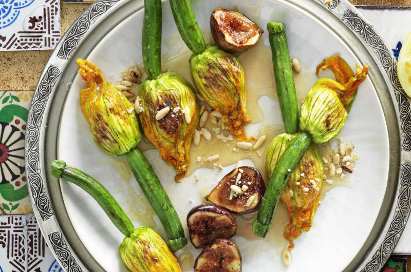 Fleurs de courgette grillées