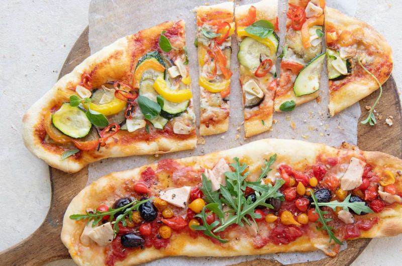 Pizza al tonno e pizza alle verdure
