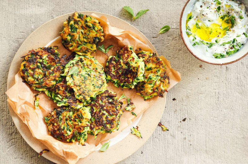 Galettes de courgettes avec tzatziki