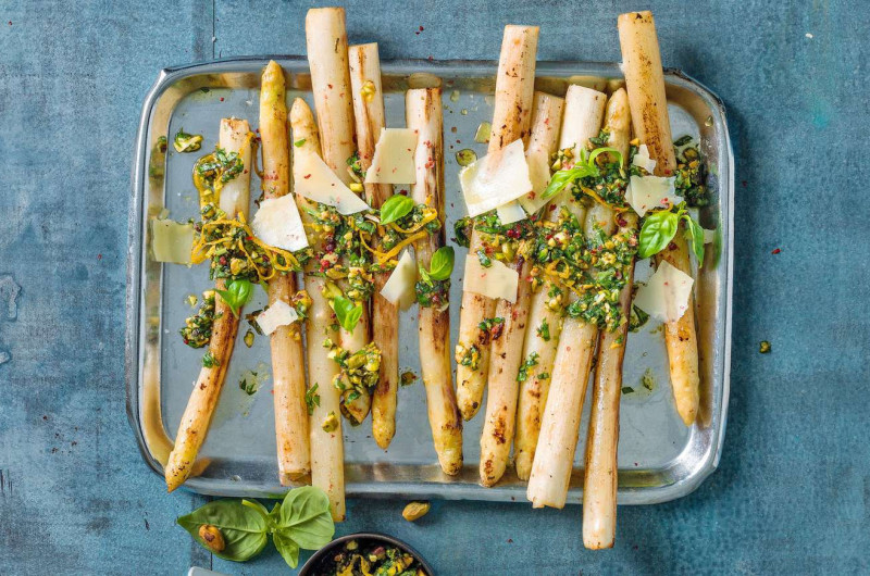 Asperges blanches avec pesto aux pistaches