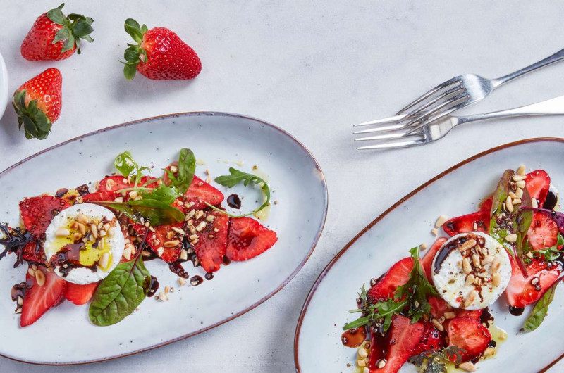 Carpaccio de fraises au vinaigre balsamique