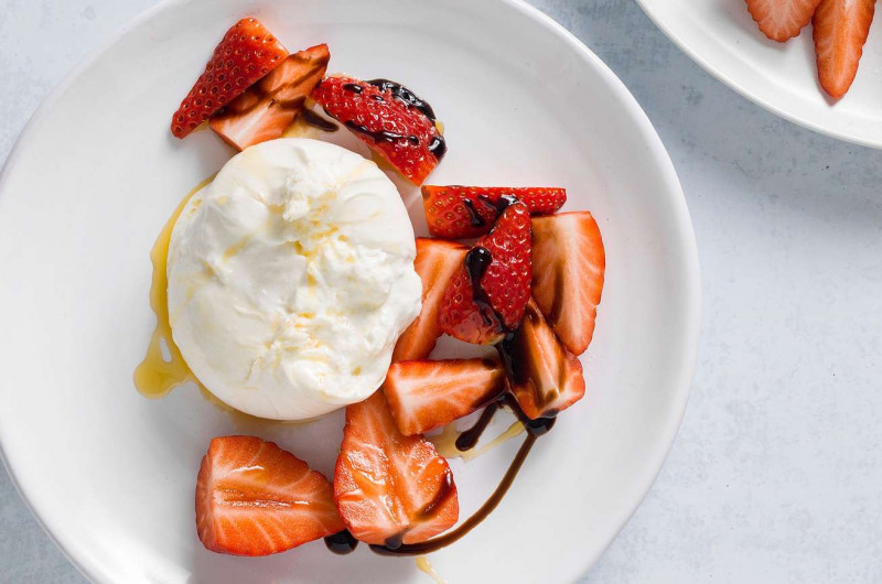 Burrata aux fraises