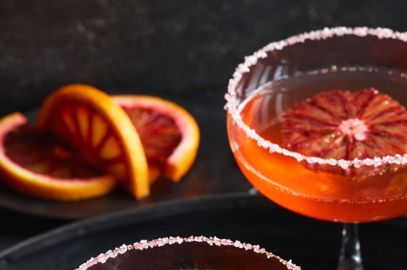 Cocktail à l'orange sanguine et au gingembre