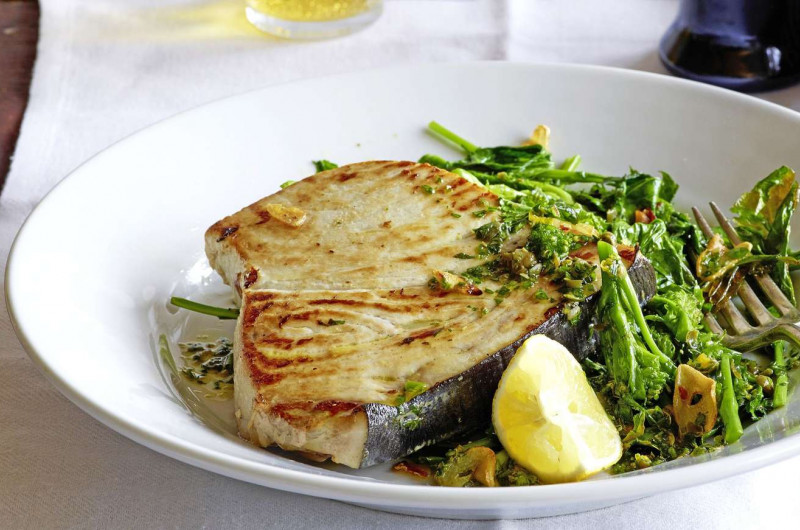 Espadon avec sauce verte