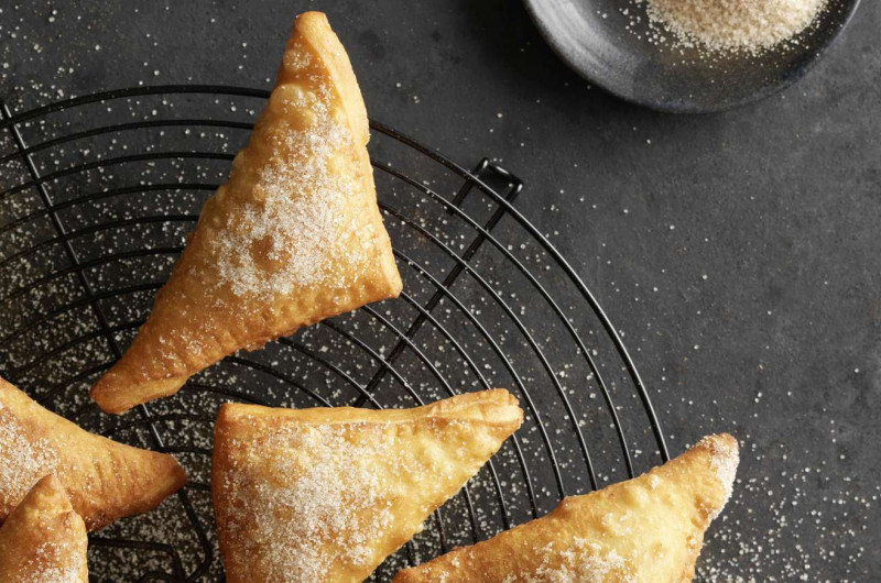 Beignets de pomme à la cannelle