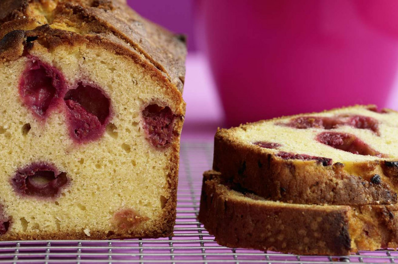 Cake vanille-framboises