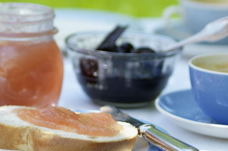 Compote de cerises à la cannelle