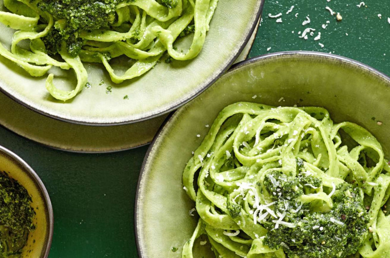 Nouilles au persil avec pesto de kale