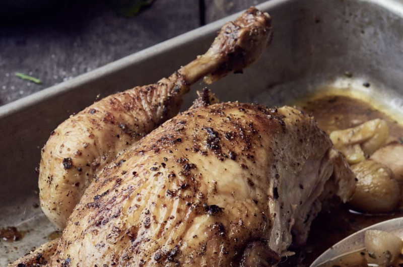 Poulet au genièvre farci aux marrons
