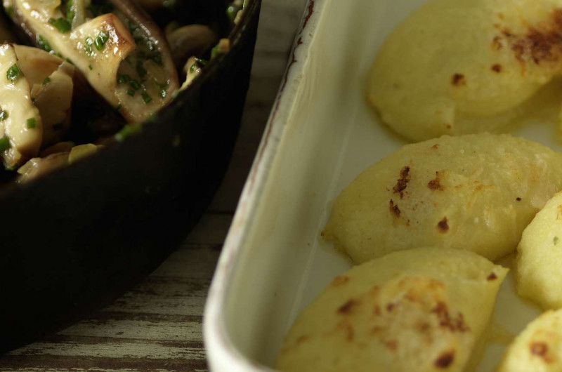 Quenelles de semoule aux champignons