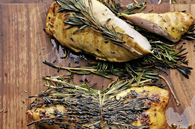 Filet de dinde en manteau de fines herbes